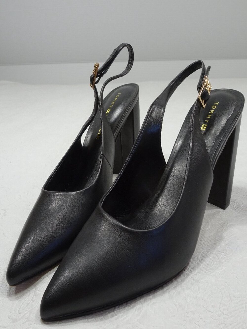 Tommy Hilfiger Azalee Slingback Pointed Toe Block Heel Black US 8.5M